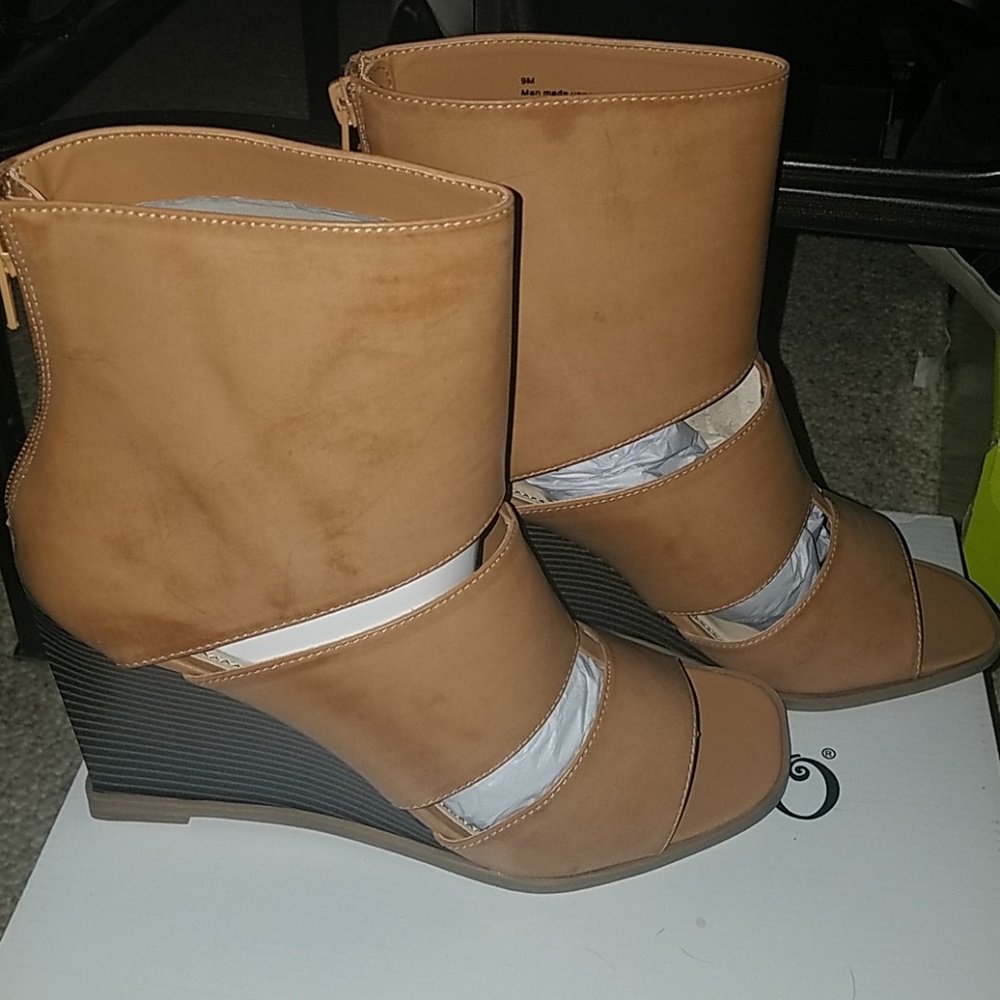 Wedge Open Toe Shoes